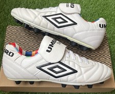 Umbro Speciali Pro FG Football