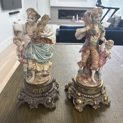 Porcelain figural table lamp - figural,