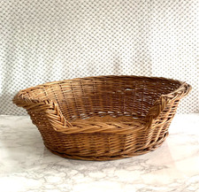 Wicker Dog Pet Bed Medium Oval Woven  44cm wide, 10cm tall Good Condition