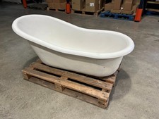 Cast iron slipper bath
