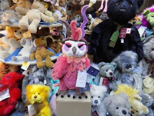 Charlie bears jinzi ltd - bears, no