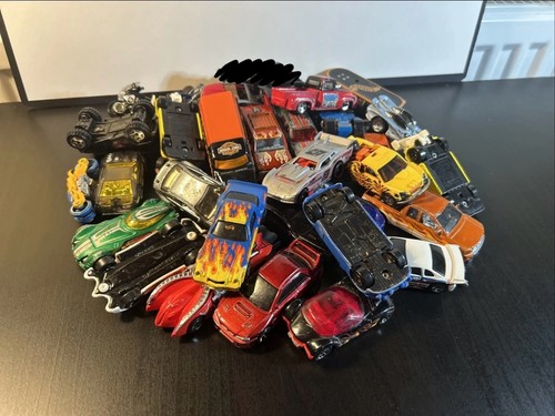 Large hot wheels - large, diecast