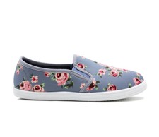 Ladies Slip On Canvas Summer Beach Shoes Flat Walking Plimsolls Pumps Trainers