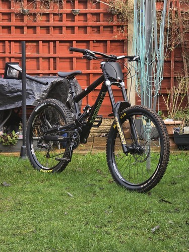 Commencal supreme downhill - commencal,