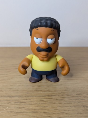 Kidrobot family guy - guy, cleveland