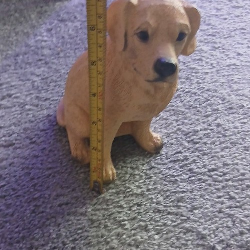Sitting dog figurine - sitting,