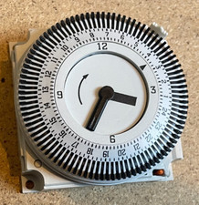 HEATLINE CAPRIZ 2 24C & 28C CLOCK 24V DC 0020210533