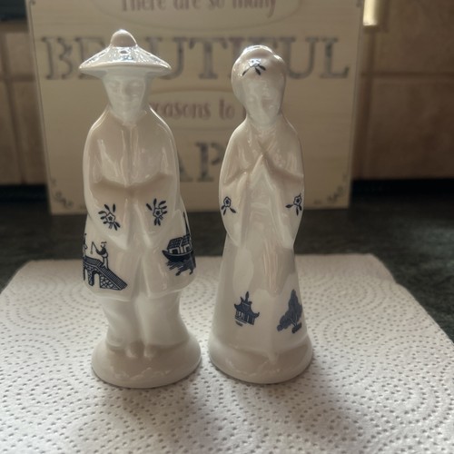 Blue willow pattern salt - blue,