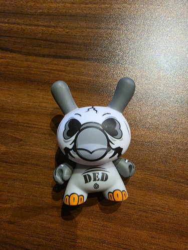 Kidrobot dunny 2tone series - kidrobot,