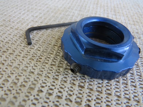 Top lock nut headset - top,