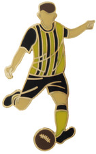 East Fife Football Player Retro Gold Plated Pin Badge