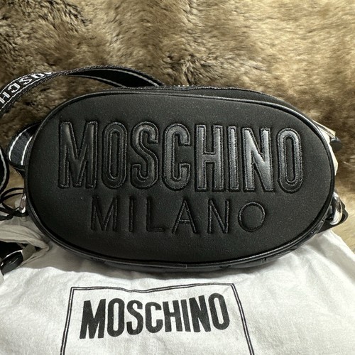 Nwt moschino milano classic - moschino,