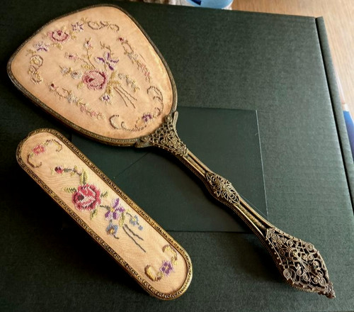 Vintage petit point