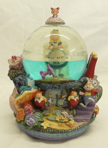 Disney snow globe - , in
