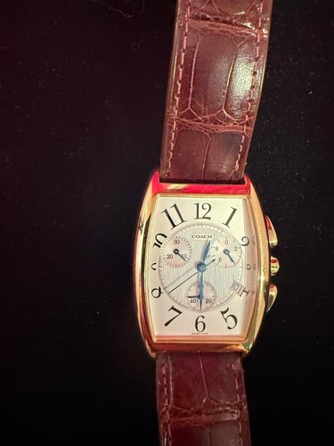 Coach gold tone - tone, analog