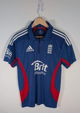 England cricket 2011 - cricket, blue