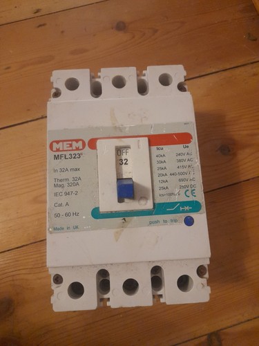 Mem mccb amp triple - 32,