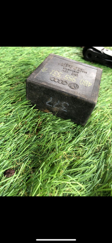 Audi relay 377 - 377,
