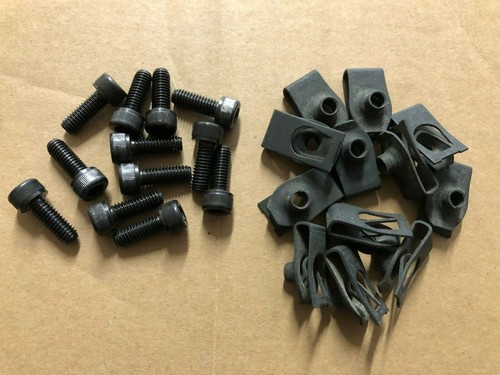 Roof bar fixing - roof, bolts
