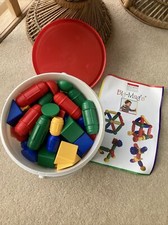 Children’s Colourful Big Mag Set of 76 Chunky Magnetic Play Pieces With Wheels