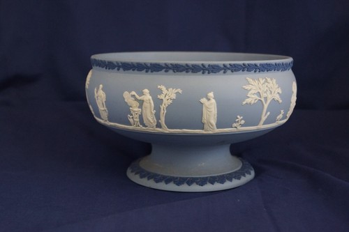 Large wedgwood tri - wedgwood, tri-colour