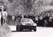 VAUXHALL CHEVETTE RALLY CAR PHOTOGRAPH, MARTIN HOLMES STICKER TO REAR.