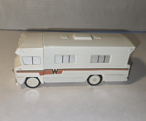 Avon winnebago motor - motor, home