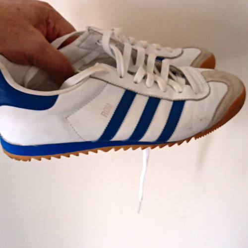 Adidas rom size9 good - adidas,