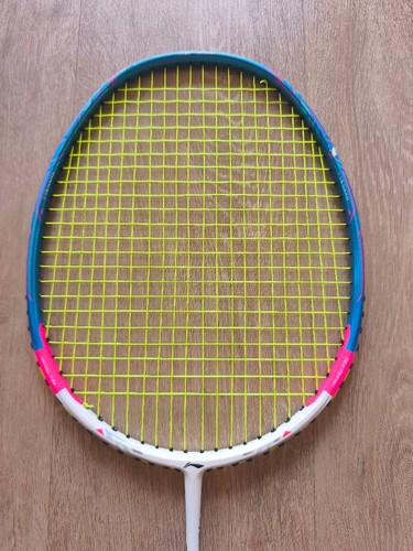 Badminton racket discontinued - racket,,