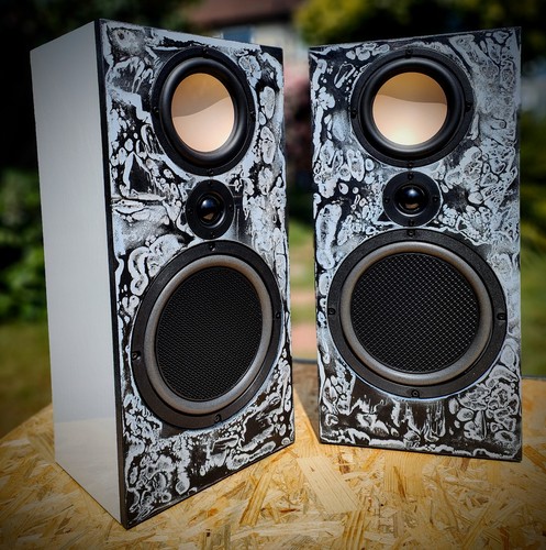 Aurora rose monolith speakers - aurora,