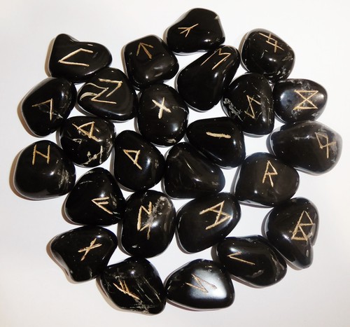 Quality engraved black stone - black,