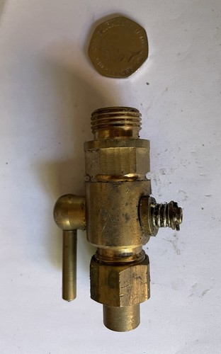 Large brass valve - large,