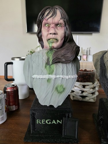 Regan the exorcist bust horror - bust,