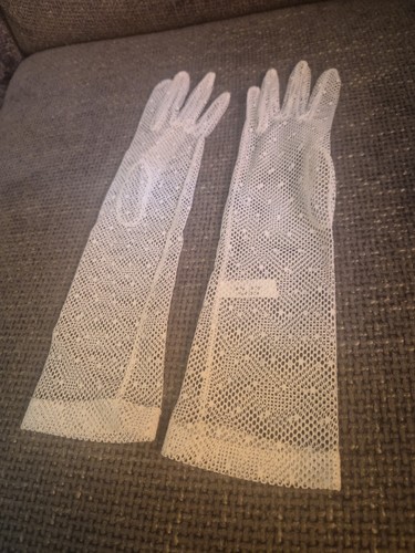 Vintage 1950s kirgloves white - vintage,