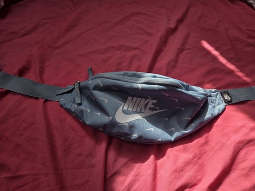 Nike modern blue white - &,