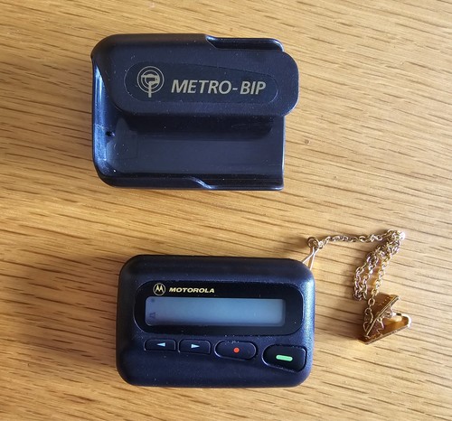 Motorola pageone s - motorola,