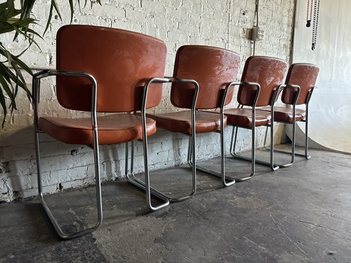 Vintage red chrome interroyal - red,