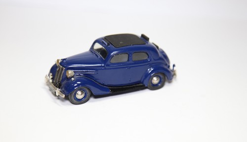 Replicas 1947 ford v8 - k&r,