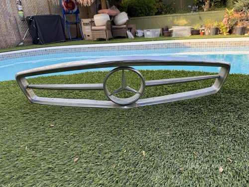 Front grille frame surround - grille,