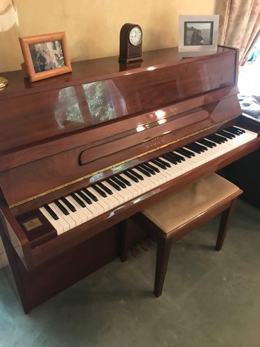 Samick upright piano - samick, in