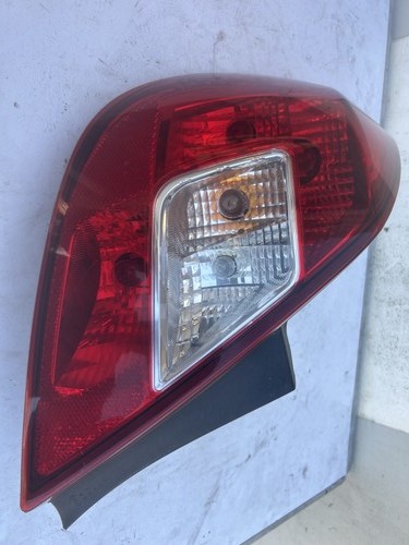 Vauxhall corsa 2010 - d, 5