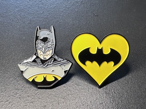 Batman enamel pin - batman,