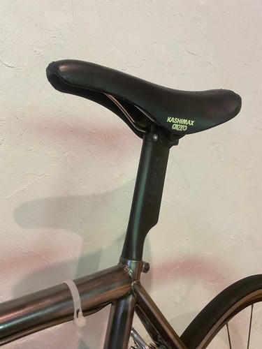 Rare leader 735 - 735, carbon