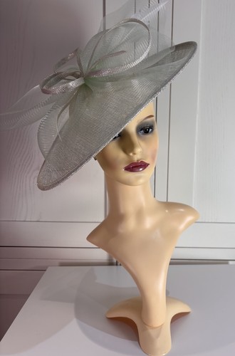 Mint green fascinator mother - mint,