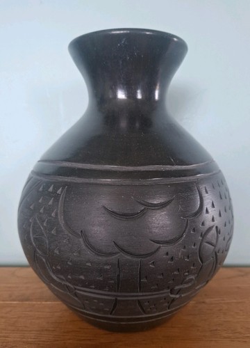 Large black vase hand - large, carved