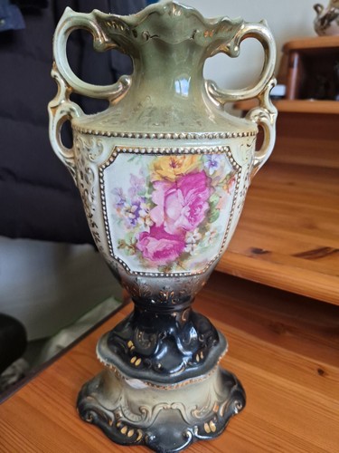 Unusual antique vase - antique, **does
