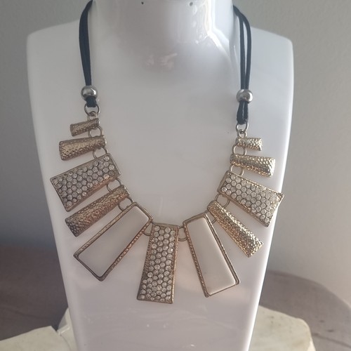 Statement bib necklace - bib,