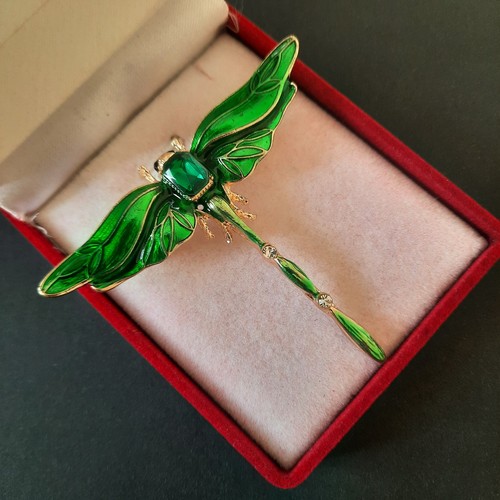Green crystal enamel - crystal,