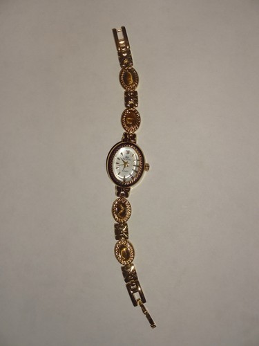 Y2k vintage gold tone watch - vintage,