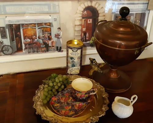 Vintage copper tea urn - c, 1900